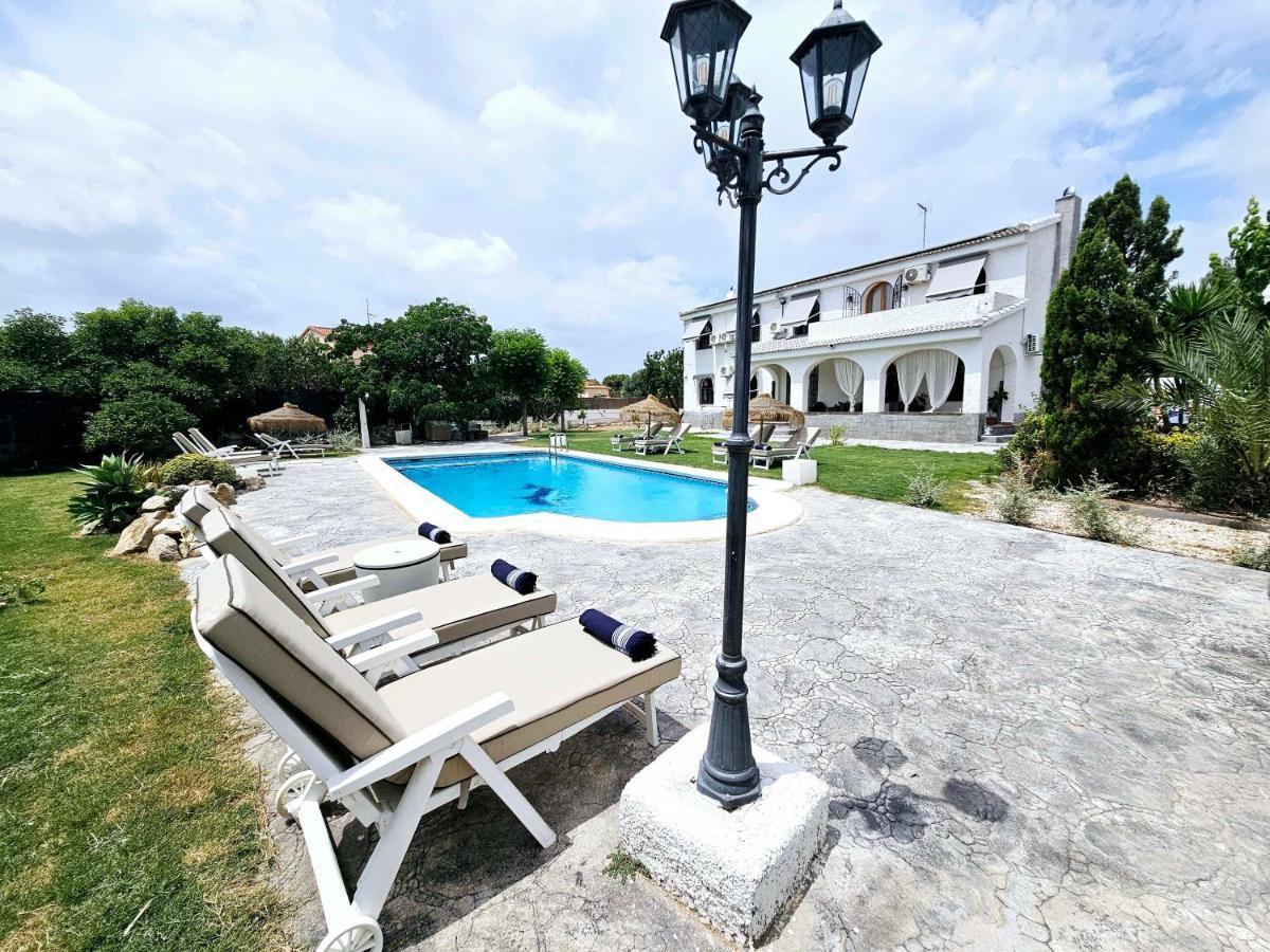 Chalet Alicante Sol Y Luz San Vicente Raspeig ภายนอก รูปภาพ